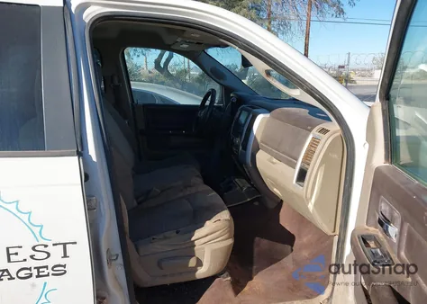 2009 Dodge Ram 1500 Slt/Sport/Trx z USA, uszkodzony, nr VIN 1D3HB13P79S717242